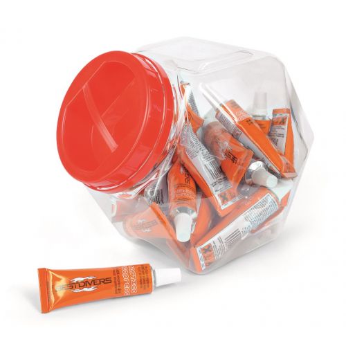 Best Divers Neoprene Glue 30 ml – Fast Repair for Wetsuits and Diving Equipment ()