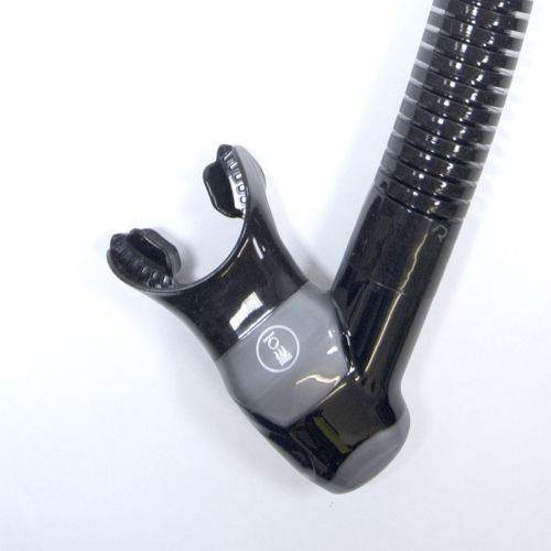 Fourth Element Dry Snorkel ()