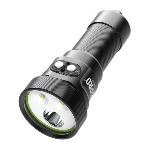 Divepro M20 torch 3000 lumens with charger and battery ()