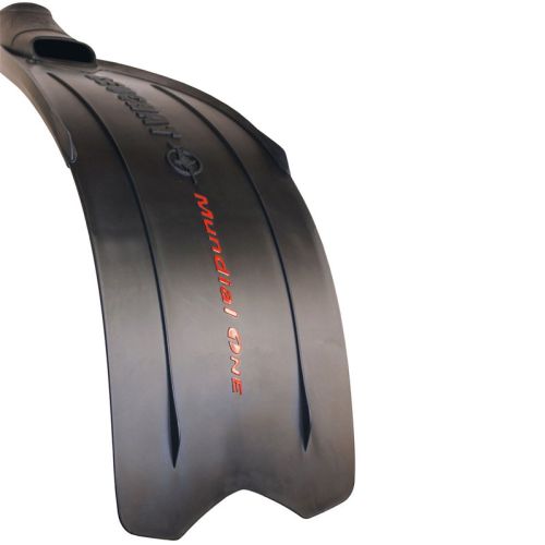 Beuchat Mundial One Fins Black ()